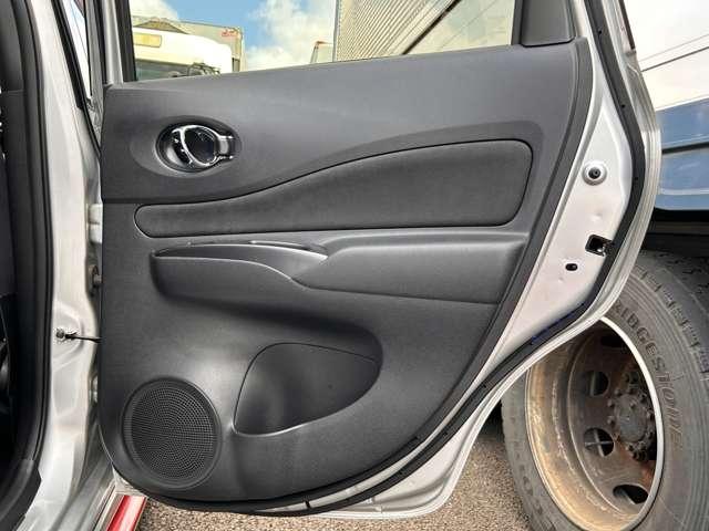 ノート ｅ－パワーニスモ　禁煙車／インテリジェントエマージェンシーブレーキ／車線逸脱警報／純正ナビ／フルセグＴＶ／ＤＶＤ／Ｂｌｕｅｔｏｏｔｈ対応／インテリジェントアラウンドビューモニター＆ルームミラー／ＬＥＤヘッドライト／（43枚目）