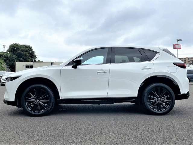 ＣＸ－５ ＸＤ　スポーツアピアランス　禁煙車／アダブティブクルーズコントロール／パワーシート／レーンキープアシスト／スマートキー／全周囲カメラ／フルセグナビ／Ｂｌｕｅｔｏｏｔｈ対応／バックカメラ／ＬＥＤヘッドライト／ドライブレコーダー／（9枚目）