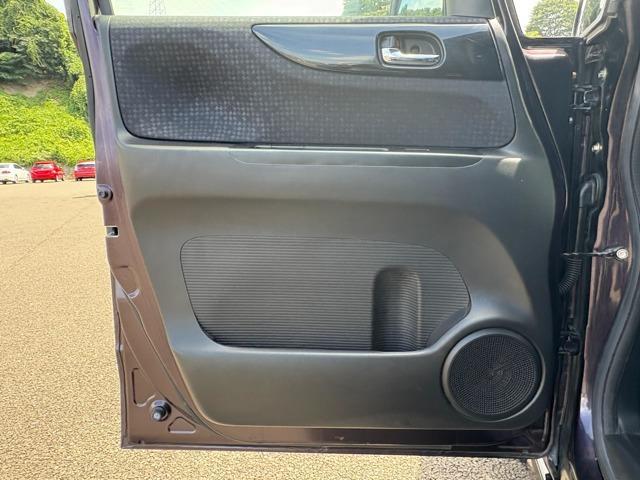 Ｎ－ＢＯＸカスタム ６６０カスタムＧ　ＳＳブラックスタイルパッケージ　４名　禁煙車！衝突被害軽減ブレーキ！両側パワースライドドア！ギャザーズナビ！バックカメラ！ＢＴ！フルセグＴＶ！ＥＴＣ！オートライト！シートヒーター！スマートキー＆プッシュスタート！純正アルミ＆エアロ！（41枚目）