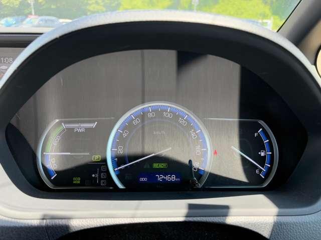 ヴォクシー １．８　ハイブリッドＶ　７名　禁煙車！クルーズコントロール！後席フリップダウンモニター！両側パワースライドドア！純正ナビ！バックカメラ！ＢＴ！フルセグＴＶ！ＥＴＣ！オートライト！シートヒーター！スマートキー＆プッシュスタート！（40枚目）