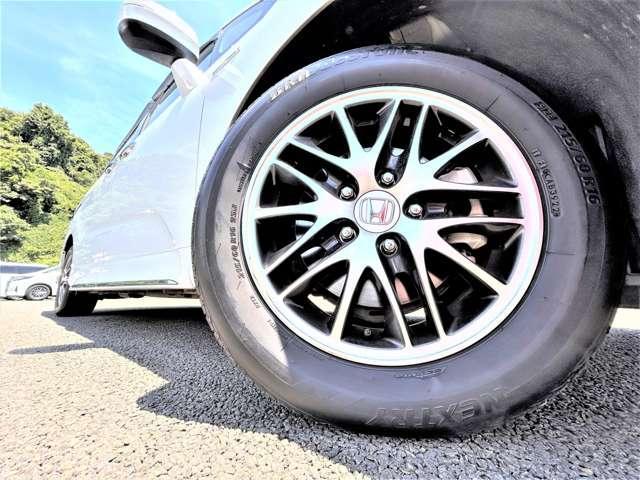 オデッセイハイブリッド ２．０ハイブリッド・ホンダセンシング　８名　禁煙車！衝突被害軽減ブレーキ！Ａクルーズコントロール！両側パワースライドドア！ナビ！バックカメラ！ＢＴ！フルセグＴＶ！パワーシート！ＥＴＣ２．０！オートライト！スマートキー＆プッシュスタート！（10枚目）