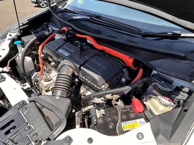 オデッセイハイブリッド ２．０ハイブリッド・ホンダセンシング　８名　禁煙車！衝突被害軽減ブレーキ！Ａクルーズコントロール！両側パワースライドドア！ナビ！バックカメラ！ＢＴ！フルセグＴＶ！パワーシート！ＥＴＣ２．０！オートライト！スマートキー＆プッシュスタート！（24枚目）