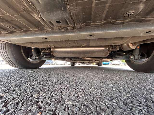 オデッセイハイブリッド ２．０ハイブリッド・ホンダセンシング　８名　禁煙車！衝突被害軽減ブレーキ！Ａクルーズコントロール！両側パワースライドドア！ナビ！バックカメラ！ＢＴ！フルセグＴＶ！パワーシート！ＥＴＣ２．０！オートライト！スマートキー＆プッシュスタート！（26枚目）