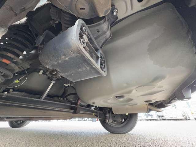 シエンタ ハイブリッドＧ　禁煙車！衝突被害軽減ブレーキ！両側パワースライドドア！バックモニター！ＢＴオーディオ！フルセグＴＶ！ＤＶＤ再生！ＥＴＣ！スマートキー＆プッシュスタート！パワステ！パワーウィンドウ！横滑り防止装置！（27枚目）