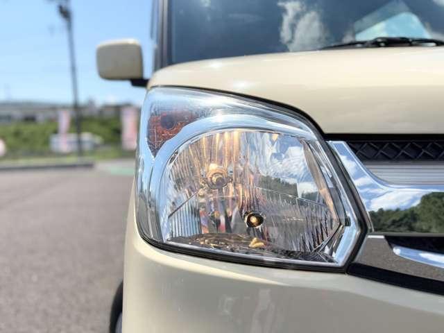 スペーシア Ｇリミテッド　禁煙車！衝突被害軽減ブレーキ！メモリーナビ！バックカメラ！ＢＴ！フルセグＴＶ！ＥＴＣ！片側パワースライドドア！ステアリングスイッチ！シートヒーター！シガーソケット給電！スマートキー＆プッシュスタート！（11枚目）