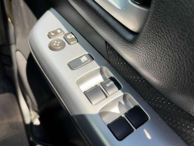 スペーシア Ｇリミテッド　禁煙車！衝突被害軽減ブレーキ！メモリーナビ！バックカメラ！ＢＴ！フルセグＴＶ！ＥＴＣ！片側パワースライドドア！ステアリングスイッチ！シートヒーター！シガーソケット給電！スマートキー＆プッシュスタート！（31枚目）