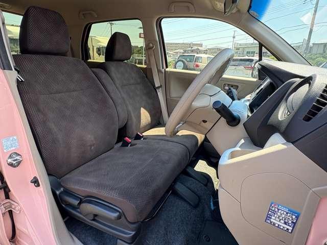 Ｎ－ＷＧＮ Ｇ　ＳＳコンフォートＬパッケージ　禁煙車！衝突被害軽減ブレーキ！純正ナビ！バックカメラ！ＢＴ！フルセグＴＶ！ＥＴＣ！オートライト！ステアリングスイッチ！シートヒーター！シガーソケット給電！スマートキーシステム！ＨＩＤヘッドライト！（13枚目）