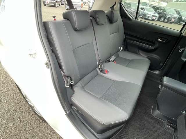 アクア Ｇブラックソフトレザーセレクション　１オーナー！禁煙車！メモリーナビ！バックカメラ！ＢＴ！ワンセグＴＶ！オートライト！シートヒーター！オートライト！スマート＆プッシュスタート！横滑り防止！ブラック合皮シート！ナノイー！アルミホイール！（17枚目）