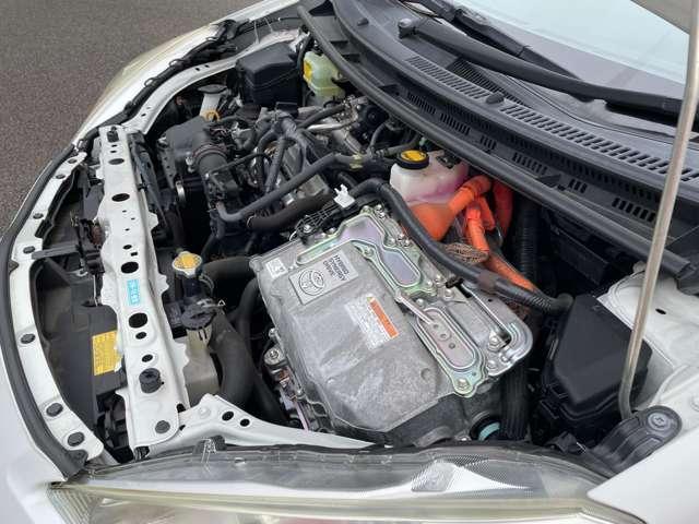 アクア Ｇブラックソフトレザーセレクション　１オーナー！禁煙車！メモリーナビ！バックカメラ！ＢＴ！ワンセグＴＶ！オートライト！シートヒーター！オートライト！スマート＆プッシュスタート！横滑り防止！ブラック合皮シート！ナノイー！アルミホイール！（25枚目）