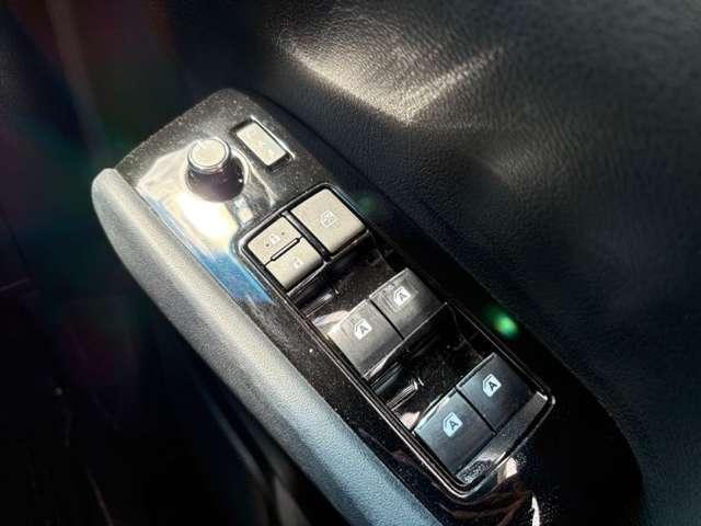 アルファード ２．５Ｓ　タイプゴールド　１オーナー！禁煙！衝突被害軽減ブレーキ！Ａクルーズコントロール！後席モニター！両側パワースライドドア！全方位カメラ！純正ナビ！ＢＴ！フルセグＴＶ！ＥＴＣ！オートライト！スマートキー＆プッシュスタート！（31枚目）