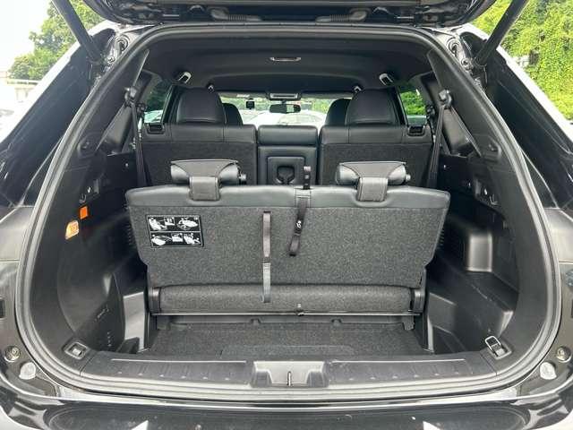 アウトランダーＰＨＥＶ Ｐ　４ＷＤ　４ＷＤ／Ｅアシスト／マイパイロット／レザーシート／マルチアラウンドモニター／純正ナビ／フルセグＴＶ／Ｂｌｕｅｔｏｏｔｈ対応／アダプティブＬＥＤヘッドライト／オートライト／ＢＯＳＥサウンドシステム／（22枚目）