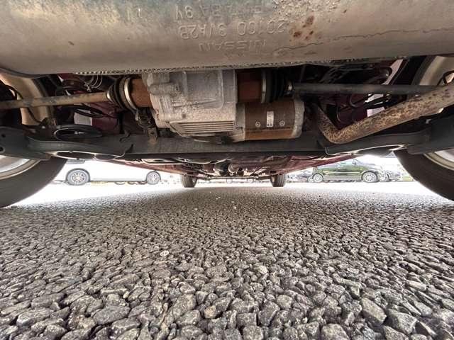 ノート ｅ－パワー　Ｘ　ＦＯＵＲ　Ｖセレクション　４ＷＤ　４ＷＤ／禁煙車／１オーナー／４ＷＤ／衝突軽減ブレーキ／レーダークルコン／全方位カメラ／ストラーダナビ／フルセグＴＶ／Ｂｌｕｅｔｏｏｔｈ／ＬＥＤヘッドライト／レーンキープ／純正ＡＷ／クリアランスソナー／（25枚目）
