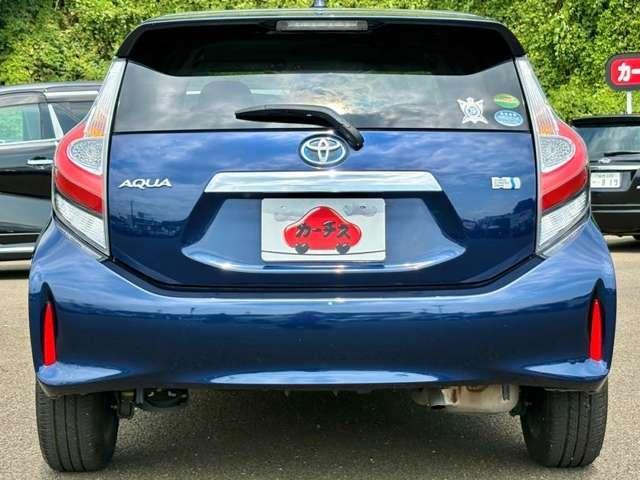 アクア Ｓスタイルブラック　禁煙車！衝突被害軽減ブレーキ！純正メモリーナビ！バックカメラ！ＢＴ！ワンセグＴＶ！ＥＴＣ！オートライト！ステアリングスイッチ！スマートキー＆プッシュスタート！アイドリングストップ！横滑り防止！（6枚目）
