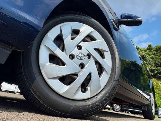 アクア Ｓスタイルブラック　禁煙車！衝突被害軽減ブレーキ！純正メモリーナビ！バックカメラ！ＢＴ！ワンセグＴＶ！ＥＴＣ！オートライト！ステアリングスイッチ！スマートキー＆プッシュスタート！アイドリングストップ！横滑り防止！（10枚目）