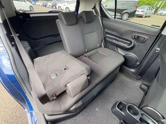 アクア Ｓスタイルブラック　禁煙車！衝突被害軽減ブレーキ！純正メモリーナビ！バックカメラ！ＢＴ！ワンセグＴＶ！ＥＴＣ！オートライト！ステアリングスイッチ！スマートキー＆プッシュスタート！アイドリングストップ！横滑り防止！（17枚目）