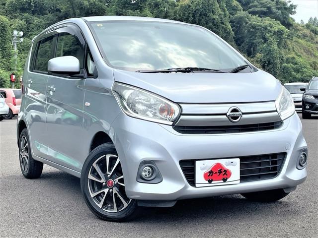 デイズ Ｊ　禁煙車！社外メモリーナビ！Ｂｌｕｅｔｏｏｔｈ！ワンセグＴＶ！ＣＤ再生！キーレス！パワーウィンドウ！窓側スイッチ！シガーソケット給電！パワステ！横滑り防止装置！純正フロアマット！社外アルミホイール！（3枚目）