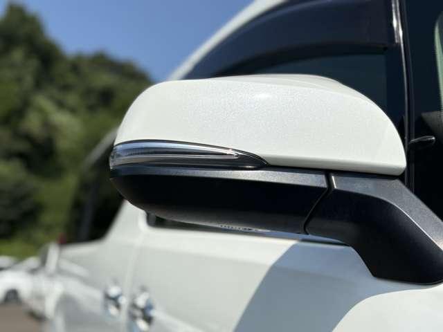 アルファード ２．５Ｓ　Ｃパッケージ　禁煙車！衝突被害軽減ブレーキ！Ａクルーズコントロール！サンルーフ！後席モニター！両側Ｐスライドドア！メモリーナビ！Ｂカメラ！ＢＴ！フルセグＴＶ！パワーシート！ＥＴＣ！スマートキー＆プッシュスタート！（10枚目）