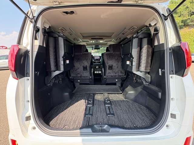 アルファード ２．５Ｓ　Ｃパッケージ　禁煙車！衝突被害軽減ブレーキ！Ａクルーズコントロール！サンルーフ！後席モニター！両側Ｐスライドドア！メモリーナビ！Ｂカメラ！ＢＴ！フルセグＴＶ！パワーシート！ＥＴＣ！スマートキー＆プッシュスタート！（25枚目）