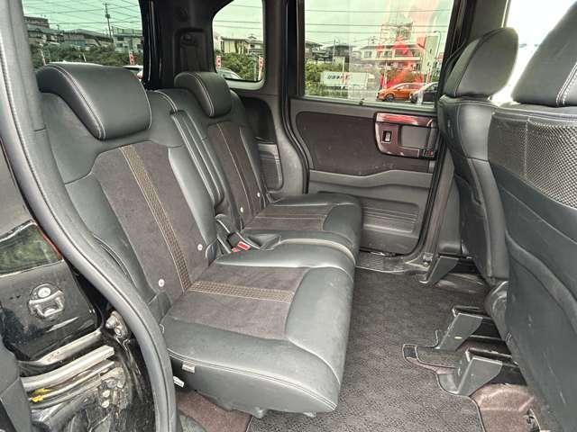 Ｎ－ＢＯＸカスタム Ｇ・Ｌターボホンダセンシング　４ＷＤ　４ＷＤ／禁煙車／ワンオーナー／衝突被害軽減ブレーキ／両側パワースライドドア／アダプティブクルコン／ドライブレコーダー／ＥＴＣ／フルセグＴＶ／Ｂｌｕｅｔｏｏｔｈ／バックカメラ／障害物センサー／パワステ／（17枚目）