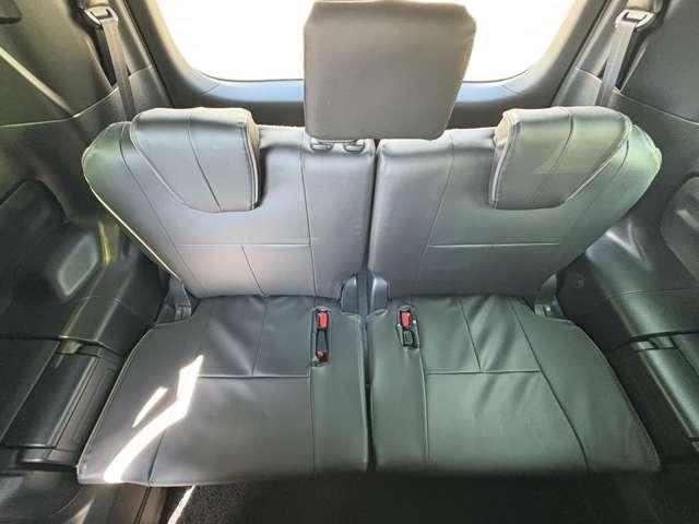 ヴォクシー ＺＳ　煌ＩＩＩ　禁煙車！衝突被害軽減ブレーキ！クルーズコントロール！後席モニター！両側パワースライドドア！純正ナビ！バックカメラ！ＢＴ！フルセグＴＶ！ＥＴＣ２．０！オートライト！ＬＥＤヘッドライト！モデリスタエアロ！（17枚目）