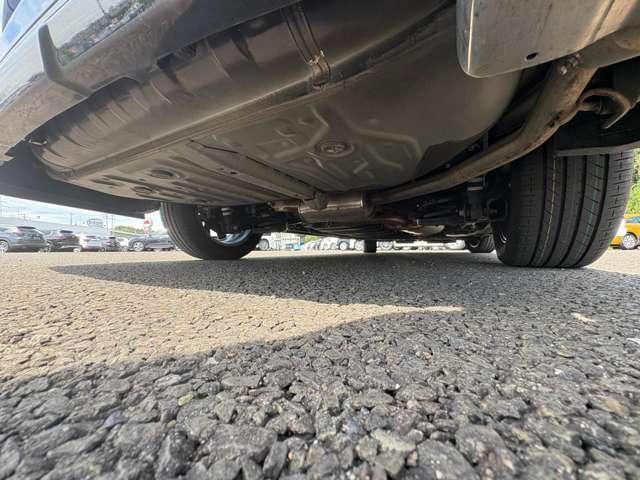 ヴォクシー ＺＳ　煌ＩＩＩ　禁煙車！衝突被害軽減ブレーキ！クルーズコントロール！後席モニター！両側パワースライドドア！純正ナビ！バックカメラ！ＢＴ！フルセグＴＶ！ＥＴＣ２．０！オートライト！ＬＥＤヘッドライト！モデリスタエアロ！（30枚目）