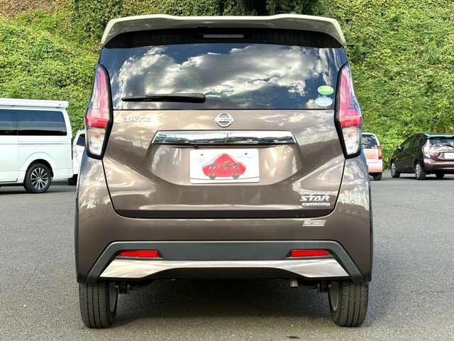 デイズ ハイウェイスター　Ｘ　禁煙！衝突被害軽ブレーキ！全方位カメラ！純正ナビ！ＢＴ！フルセグＴＶＴ！オートライト！ステアリングスイッチ！シートヒーター！スマートキー！キーレス！アイドリングストップ！ＬＥＤヘッドライト！純正ＡＷ！（6枚目）