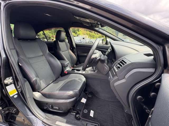 ＷＲＸ Ｓ４ ２．０ＧＴアイサイト　４ＷＤ　４ＷＤ！禁煙車！衝突被害軽減ブレーキ！アダプティブクルコン！純正ナビ！バックカメラ！ＢＴ！フルセグ！パワーシート！ＥＴＣ！オートライト！シートヒーター！スマートキー＆プッシュスタート！レザーシート！（17枚目）