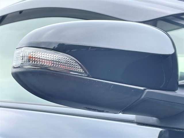 アクア Ｓスタイルブラック　禁煙車！衝突被害軽減ブレーキ！メモリーナビ！バックカメラ！ＢＴ！フルセグＴＶ！ＥＴＣ２．０！オートライト！ステアリングスイッチ！スマートキー＆プッシュスタート！横滑り防止装置！ＬＥＤヘッドライト！（11枚目）