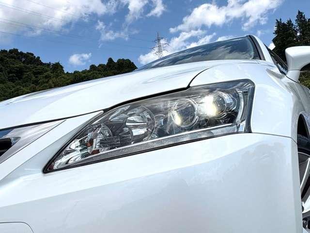ＣＴ ＣＴ２００ｈ　バージョンＣ　禁煙車！衝突被害軽減ブレーキ！クルーズコントロール！純正ナビ！バックカメラ！ＢＴ！フルセグＴＶ！オーディオデッキ！パワーシート！ＥＴＣ！オートライト！シートヒーター！スマートキー＆プッシュスタート！（12枚目）