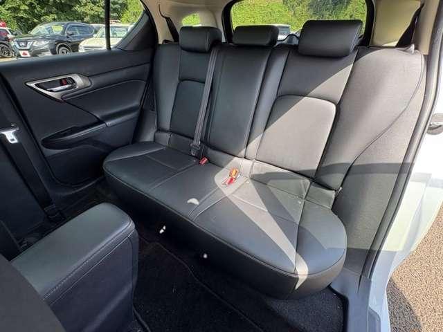 ＣＴ ＣＴ２００ｈ　バージョンＣ　禁煙車！衝突被害軽減ブレーキ！クルーズコントロール！純正ナビ！バックカメラ！ＢＴ！フルセグＴＶ！オーディオデッキ！パワーシート！ＥＴＣ！オートライト！シートヒーター！スマートキー＆プッシュスタート！（20枚目）