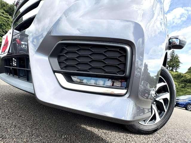 ステップワゴンスパーダ スパーダ　ホンダセンシング　禁煙車！衝突被害軽減ブレーキ！追従型コントロール！両側Ｐスライドドア！純正ナビ！Ｂカメラ！ＢＴ！フルセグＴＶ！ＥＴＣ！オートライト！ＵＳＢ端子！スマートキー＆プッシュスタート！横滑り防止！純正ＡＷ！（13枚目）