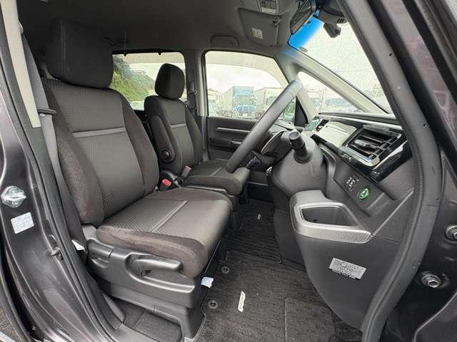 ステップワゴンスパーダ スパーダ　ホンダセンシング　禁煙車！衝突被害軽減ブレーキ！追従型コントロール！両側Ｐスライドドア！純正ナビ！Ｂカメラ！ＢＴ！フルセグＴＶ！ＥＴＣ！オートライト！ＵＳＢ端子！スマートキー＆プッシュスタート！横滑り防止！純正ＡＷ！（15枚目）