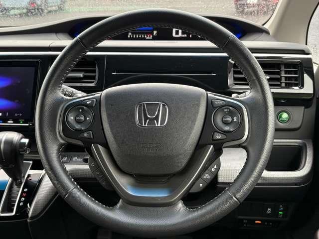 ステップワゴンスパーダ スパーダ　ホンダセンシング　禁煙車！衝突被害軽減ブレーキ！追従型コントロール！両側Ｐスライドドア！純正ナビ！Ｂカメラ！ＢＴ！フルセグＴＶ！ＥＴＣ！オートライト！ＵＳＢ端子！スマートキー＆プッシュスタート！横滑り防止！純正ＡＷ！（44枚目）