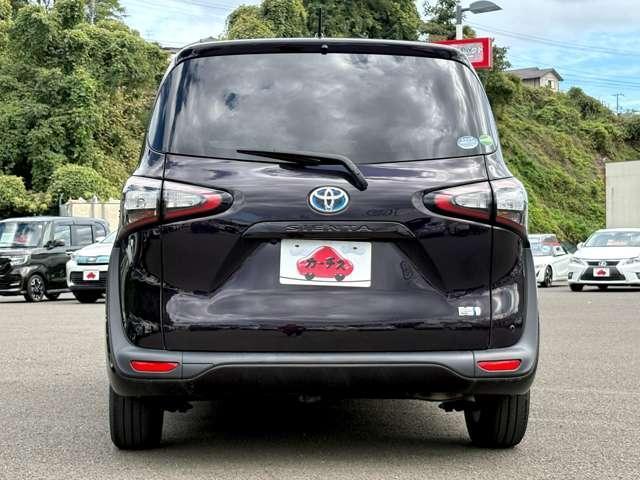 シエンタ ハイブリッドＧ　クエロ　禁煙車！衝突被害軽減ブレーキ！両側パワースライドドア！純正ナビ！バックカメラ！ＢＴ！フルセグＴＶ！ＥＴＣ！オートライト！シートヒーター！スマートキー＆プッシュスタート！横滑り防止装置！半革シート！（6枚目）