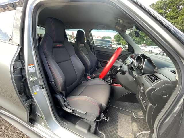 スイフトスポーツ ベースグレード　禁煙車！衝突被害軽減ブレーキ！アダプティブクルコン！全方位カメラ！純正ナビ！ＢＴ！フルセグＴＶ！ＥＴＣ！オートライト！シートヒーター！スマートキー＆プッシュスタート！横滑り防止装置！ブリッツマフラー！（16枚目）