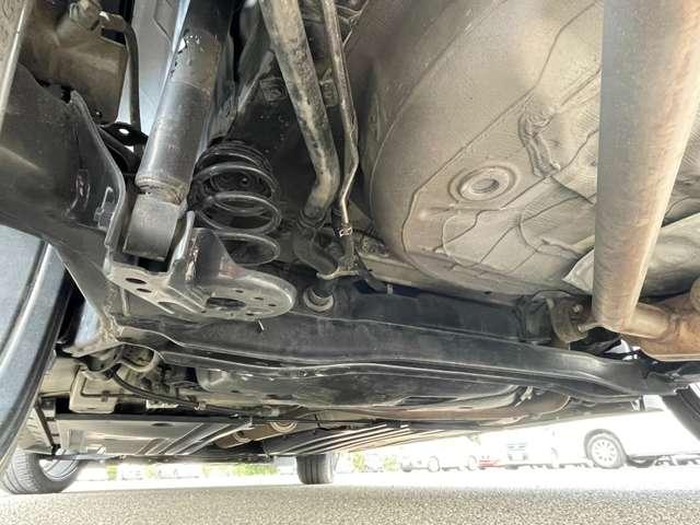 スイフトスポーツ ベースグレード　禁煙車！衝突被害軽減ブレーキ！アダプティブクルコン！全方位カメラ！純正ナビ！ＢＴ！フルセグＴＶ！ＥＴＣ！オートライト！シートヒーター！スマートキー＆プッシュスタート！横滑り防止装置！ブリッツマフラー！（32枚目）