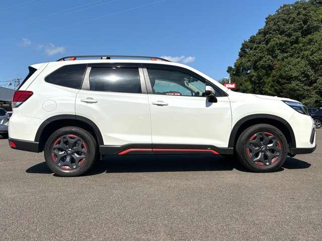 フォレスター Ｘ－ブレイク　４ＷＤ　禁煙！４ＷＤ！衝突被害軽減ブレーキ！アダプティブクルコン！純正ナビ！バック＆フロント＆サイドカメラ！ＢＴ！フルセグＴＶ！パワーシート！ＥＴＣ！シートヒーター！スマートキー＆プッシュスタート！純正ＡＷ！（7枚目）