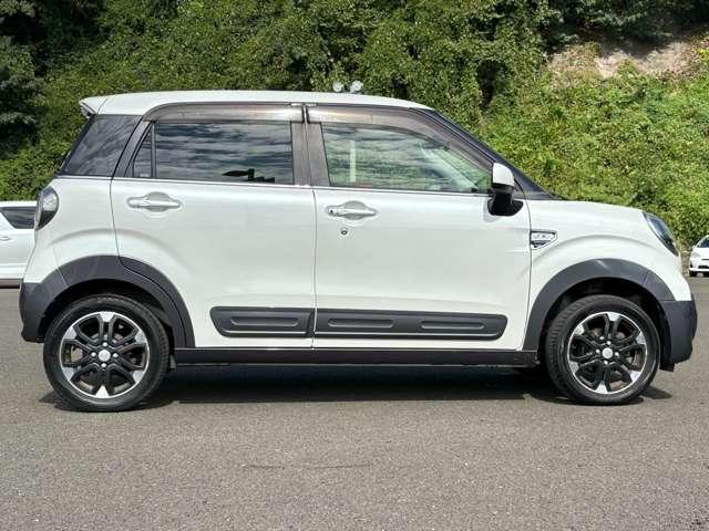 キャスト アクティバＧ　ターボ　プライムコレクション　ＳＡＩＩ　４ＷＤ　４ＷＤ！禁煙車！衝突被害軽減ブレーキ！純正ナビ！バックカメラ！ＢＴ！フルセグＴＶ！ＥＴＣ！オートライト！シートヒーター！スマートキー＆プッシュスタート！アイドリングストップ！横滑り防止装置！純正ＡＷ！（7枚目）
