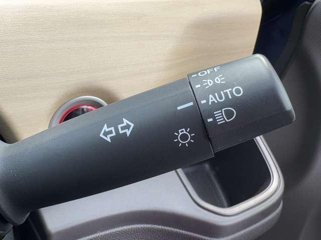 フリードハイブリッド ハイブリッド・Ｇホンダセンシング　禁煙車！衝突被害軽減ブレーキ！アダプティブクルコン！両側パワースライドドア！純正ナビ！バックカメラ！ＢＴ！ワンセグＴＶ！ＥＴＣ！オートライト！ステアリングスイッチ！スマートキー＆プッシュスタート！（13枚目）