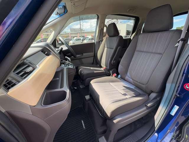 フリードハイブリッド ハイブリッド・Ｇホンダセンシング　禁煙車！衝突被害軽減ブレーキ！アダプティブクルコン！両側パワースライドドア！純正ナビ！バックカメラ！ＢＴ！ワンセグＴＶ！ＥＴＣ！オートライト！ステアリングスイッチ！スマートキー＆プッシュスタート！（15枚目）