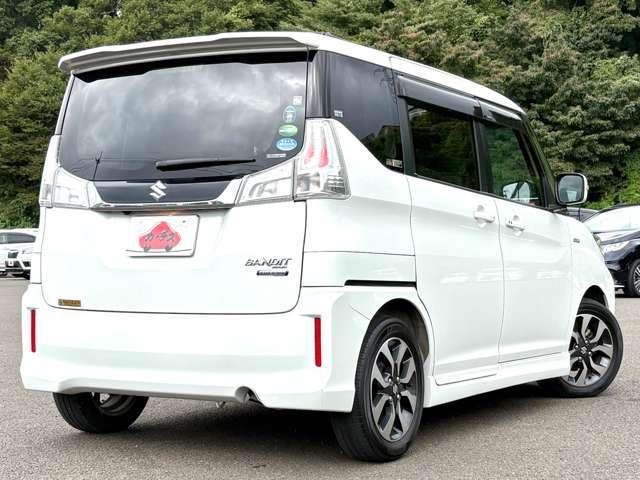 ソリオバンディット ハイブリッドＭＶ　禁煙車！衝突被害軽減！クルーズコントロール！両側Ｐスライドドア！純正ナビ！バックカメラ！ＢＴ！フルセグＴＶ！ＥＴＣ２．０！オートライト！シートヒーター！スマートキー＆プッシュスタート！純正１５ＡＷ！（4枚目）