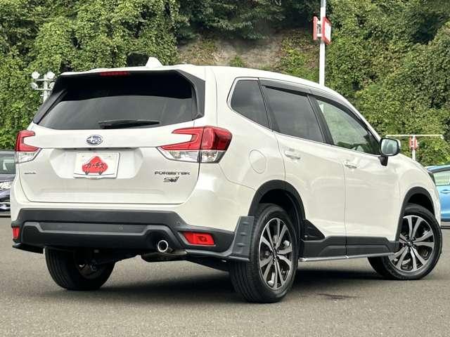 フォレスター プレミアム　４ＷＤ　１オーナー！４ＷＤ！禁煙車！衝突被害軽減ブレーキ！アダプティブクルコン！純正ナビ！Ｂカメラ！ＢＴ！ワンセグＴＶ！電動シート！ＥＴＣ２．０！シートヒーター！スマートキー！キーレス！ＳＴＩアンダーエアロ！（4枚目）
