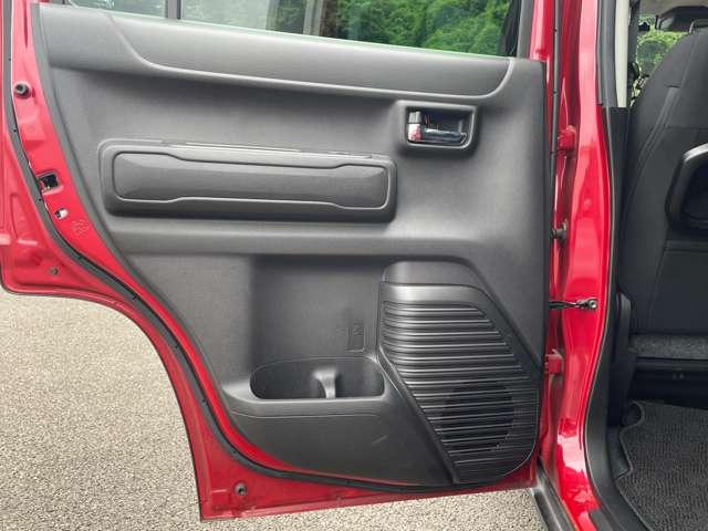 ハスラー ＪスタイルＩＩターボ　４ＷＤ　１オーナー！４ＷＤ！禁煙車！衝突被害軽減ブレーキ！アダプティブクルコン！全方位カメラ！純正ナビ！ＢＴ！フルセグＴＶ！ＥＴＣ！オートライト！シートヒーター！スマートキー！キーレス！ソフトベージュルーフ！（28枚目）