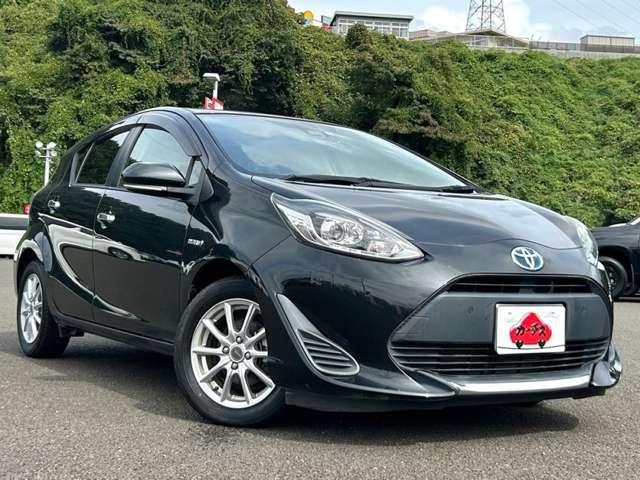 アクア Sスタイルブラック ワンオーナー/禁煙車/衝突被害軽減ブレーキ/純正ナビ/フルセグナビ/Bluetooth対応/バックカメラ/ETC/障害物センサー/横滑り防止装置/レーンキープアシスト/盗難防止装置/スマートキー/(3枚目)