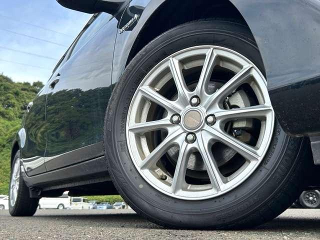 アクア Sスタイルブラック ワンオーナー/禁煙車/衝突被害軽減ブレーキ/純正ナビ/フルセグナビ/Bluetooth対応/バックカメラ/ETC/障害物センサー/横滑り防止装置/レーンキープアシスト/盗難防止装置/スマートキー/(10枚目)
