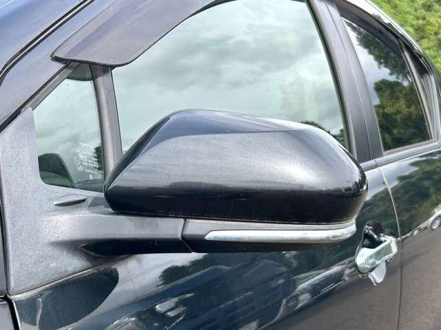 アクア Sスタイルブラック ワンオーナー/禁煙車/衝突被害軽減ブレーキ/純正ナビ/フルセグナビ/Bluetooth対応/バックカメラ/ETC/障害物センサー/横滑り防止装置/レーンキープアシスト/盗難防止装置/スマートキー/(13枚目)