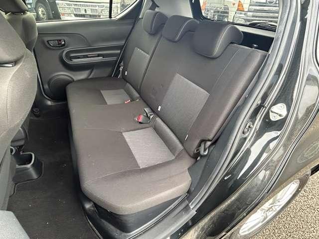 アクア Sスタイルブラック ワンオーナー/禁煙車/衝突被害軽減ブレーキ/純正ナビ/フルセグナビ/Bluetooth対応/バックカメラ/ETC/障害物センサー/横滑り防止装置/レーンキープアシスト/盗難防止装置/スマートキー/(19枚目)