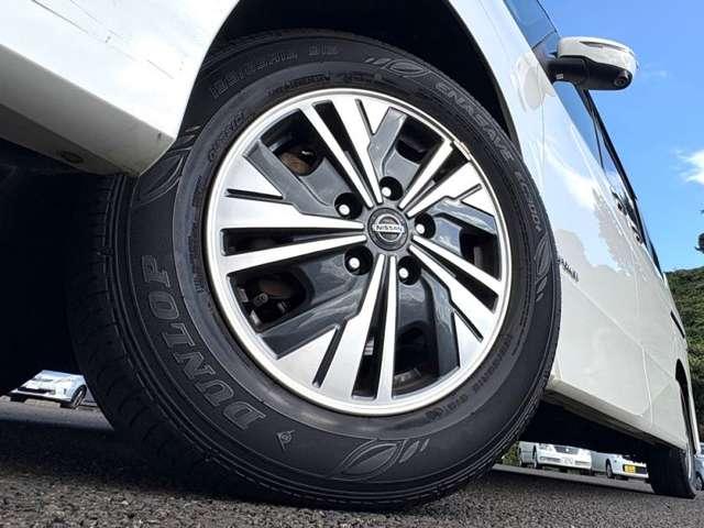 セレナ e-パワー ハイウェイスターV 禁煙車/全方位運転支援システム/プロパイロット/BSM/インテリジェントアラウンドビューモニター/純正ナビ/フルセグTV/Bluetooth/DVD/アダプティブLEDヘッドライト/シートヒーター/(10枚目)