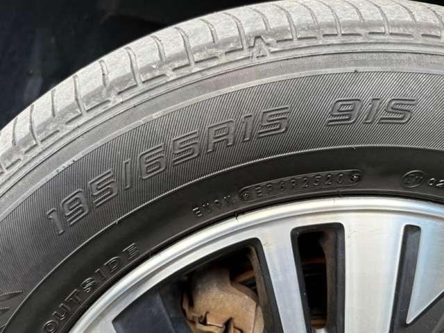 セレナ e-パワー ハイウェイスターV 禁煙車/全方位運転支援システム/プロパイロット/BSM/インテリジェントアラウンドビューモニター/純正ナビ/フルセグTV/Bluetooth/DVD/アダプティブLEDヘッドライト/シートヒーター/(12枚目)