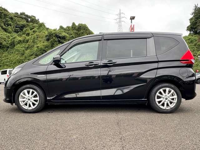 フリードハイブリッド ハイブリッド・Gホンダセンシング ホンダセンシング/両側パワースライドドア/アダプティブクルーズコントロール/Gathersナビ/フルセグTV/Bluetooth対応/DVD/バックカメラ/LEDヘッドライト/スマートキー/ETC/(7枚目)